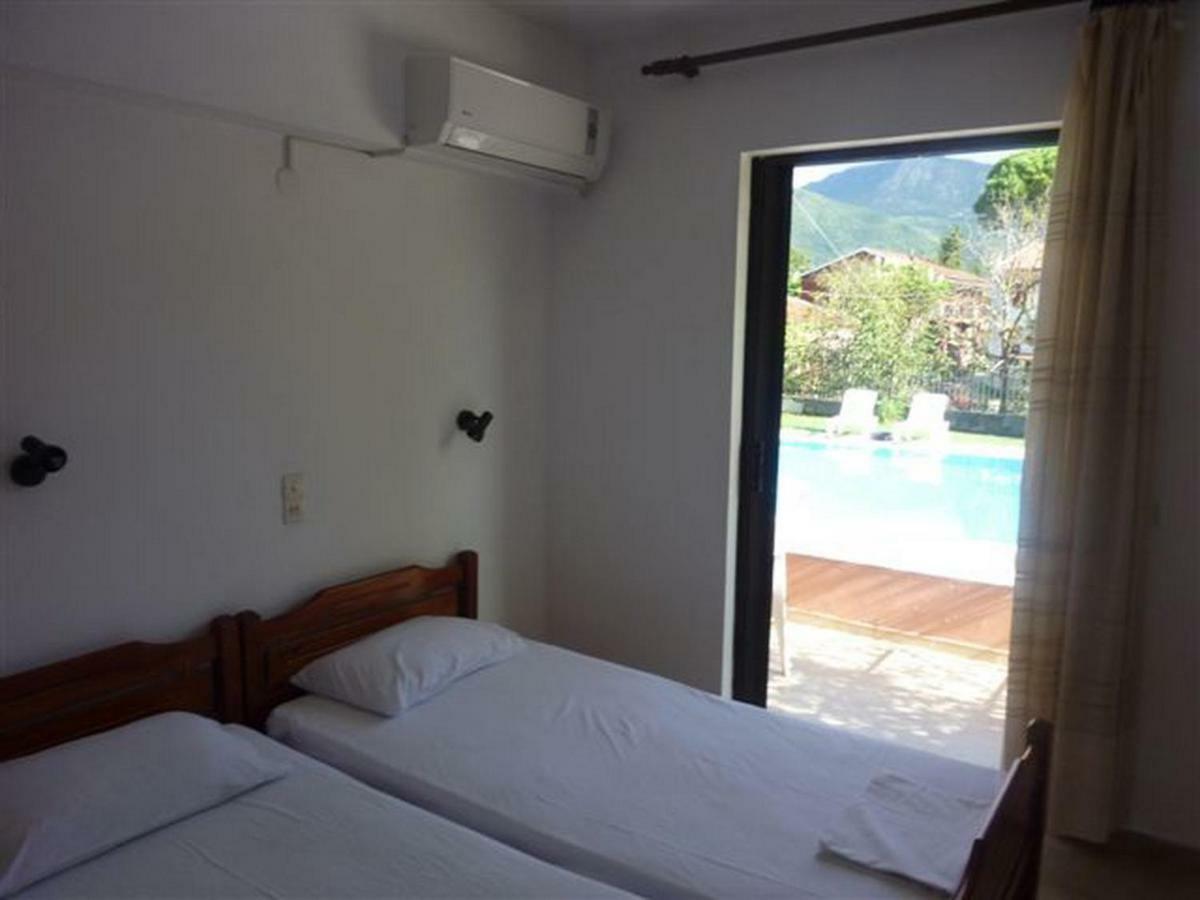 Stathis Apartments Dassia  Ngoại thất bức ảnh